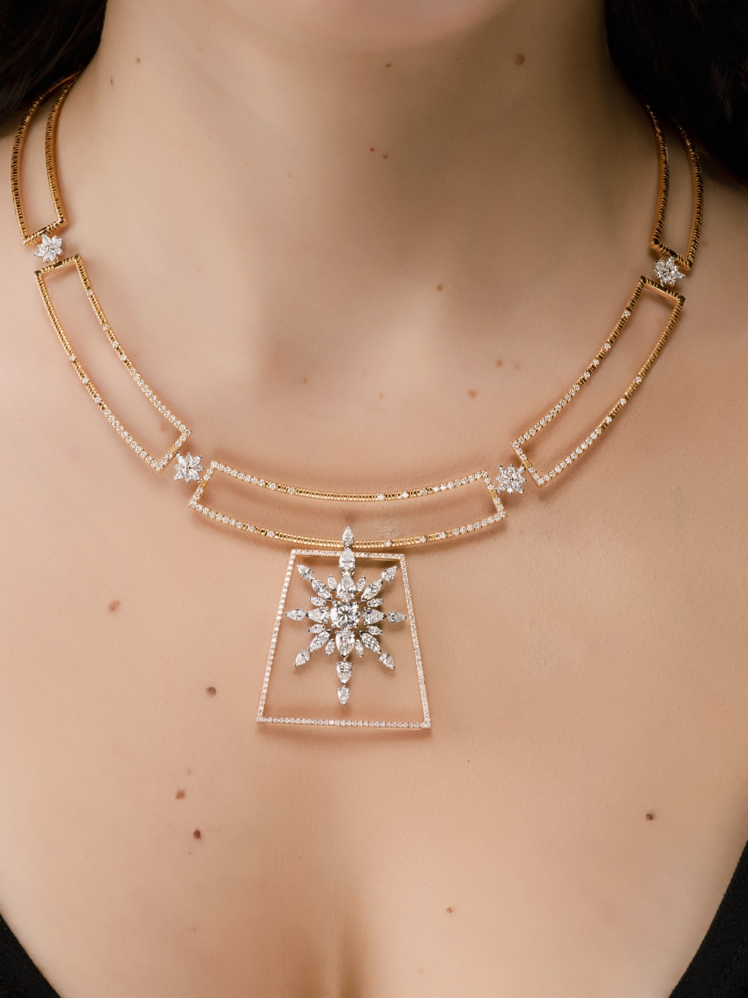 Ciondolo Le Figlie Del Sole 6 - Setepenra